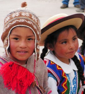 freundliche Kinder in Bolivien © atacama spirit chile travel