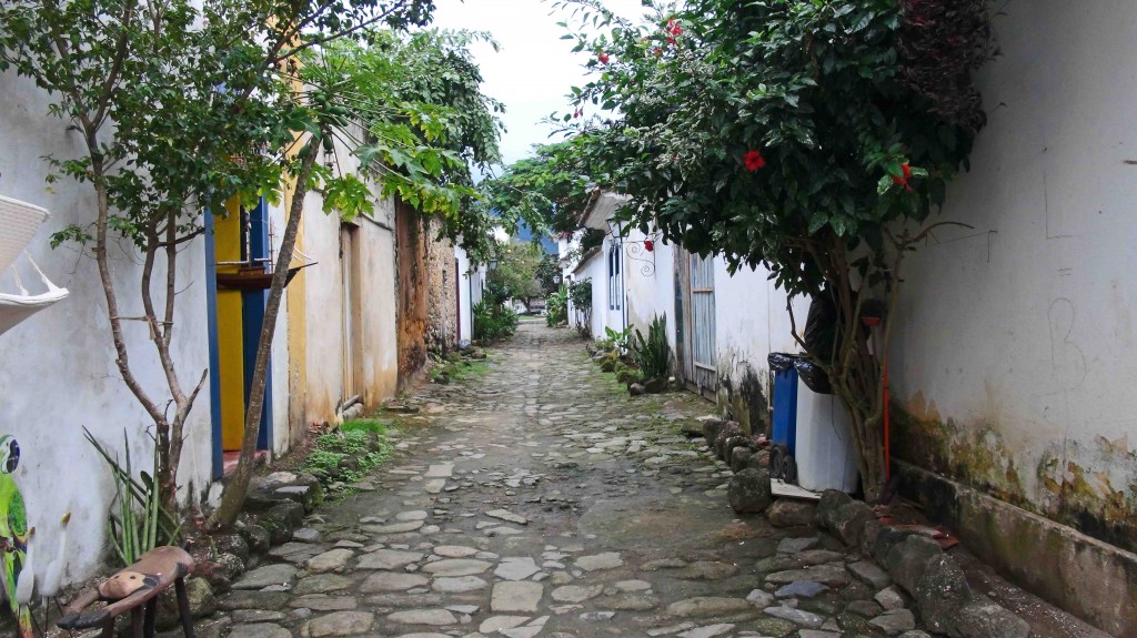 Straße in Paratys Altstadt