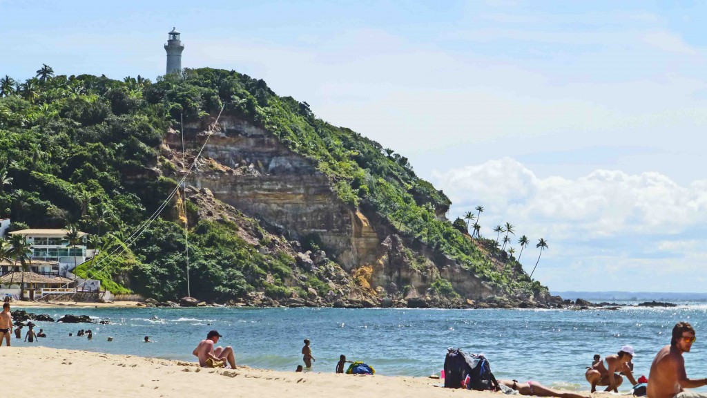 Felsen und Strand in Morro de Sao Paulo