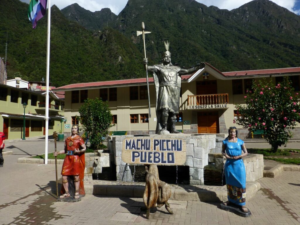 Plaza in Aguas Calientes