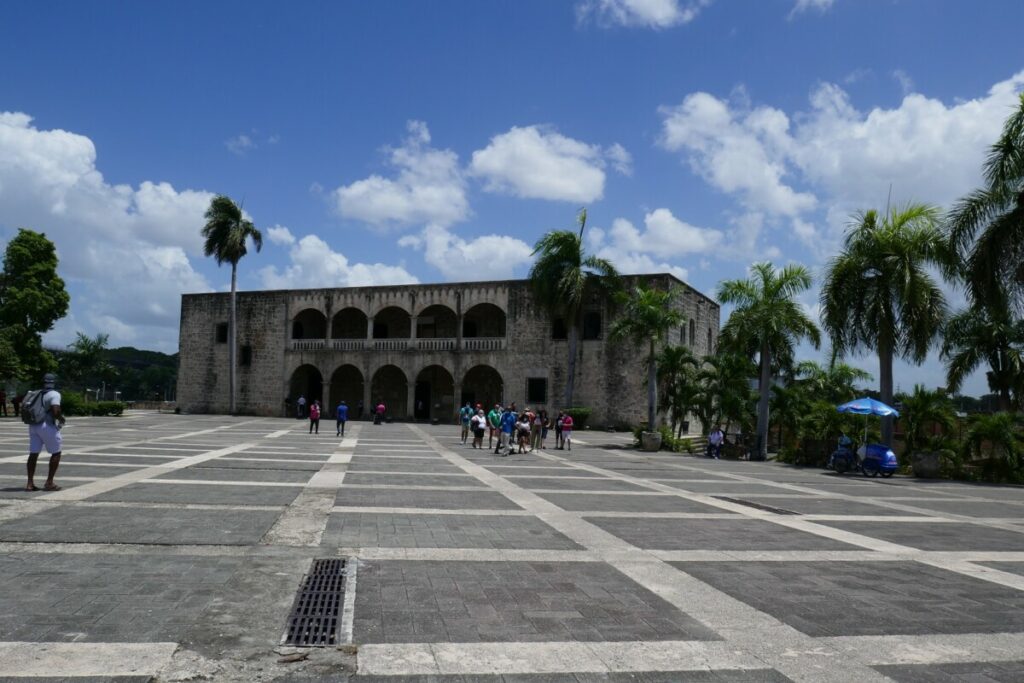 Alcázar de Colón mit Plaza Espanol