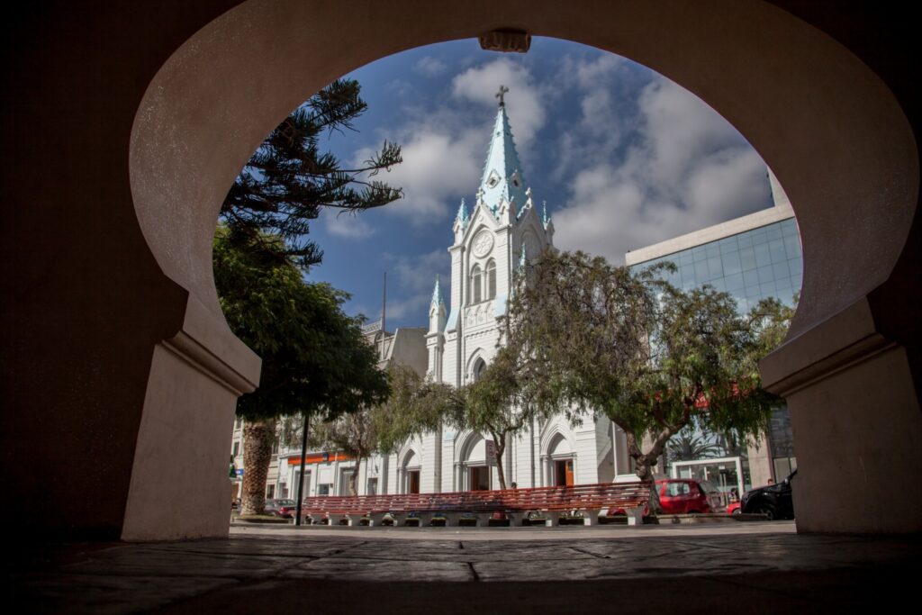 Zu sehen ist die Catedral de Antofagasta.