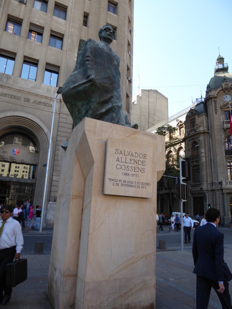 Allende Statue in Santiago