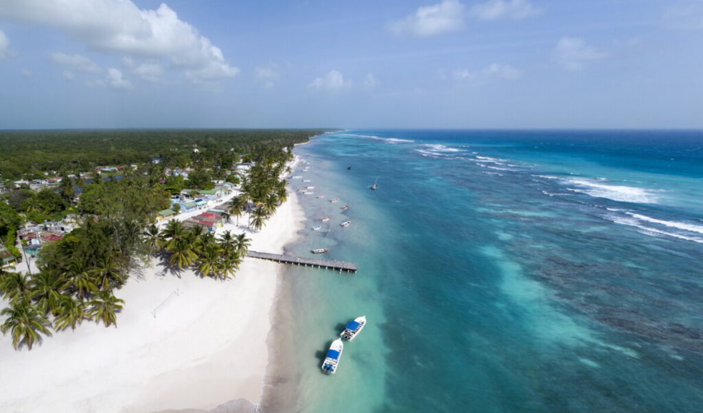 Küste der Isla Saona aus der Luft (© Tourist Board Dominikanische Republik, www.GoDominicanRepublic.com/de)
