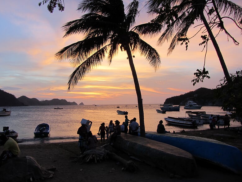 Sonnenuntergang in Taganga (© Diana Quintero)