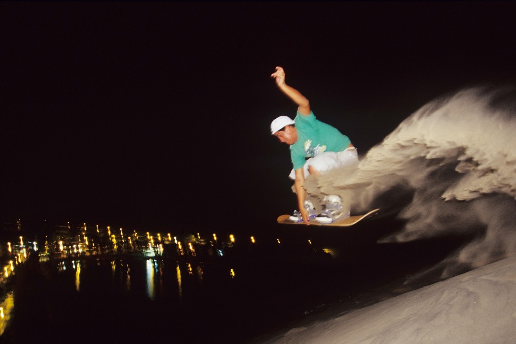 Sandboard in Huacachina-Wüste