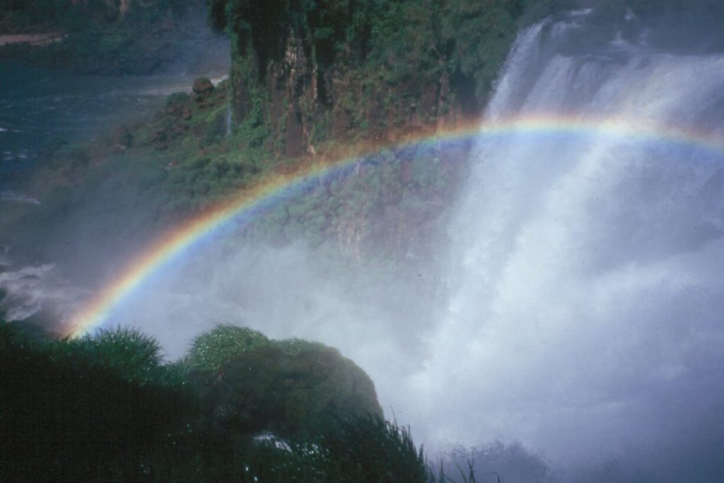 Regenbogen auf der brasilianischen Seite
