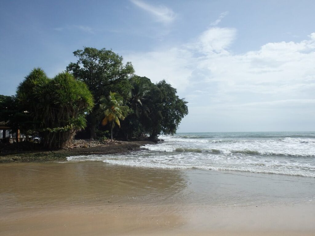 Weißer Strand an der Karibikküste